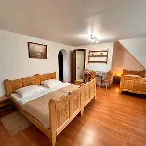 wynajem-pokoi-magdalena.zakopanehotels.org/